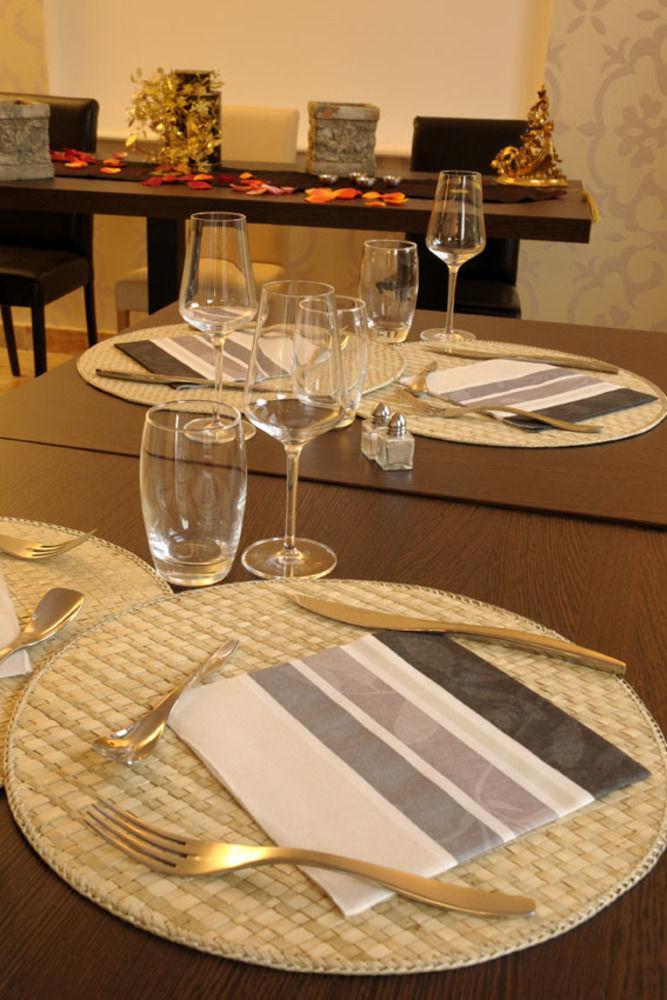 Hotel Majuscule 셀레스탓 외부 사진